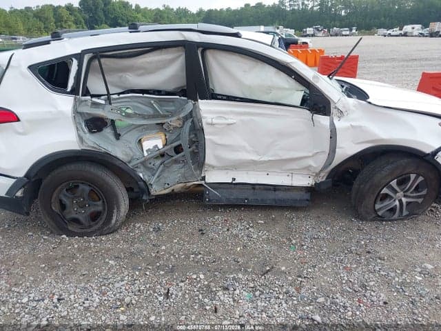 2018 TOYOTA RAV4 LE 12