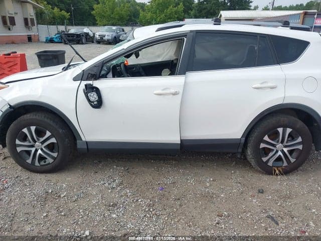 2018 TOYOTA RAV4 LE 13
