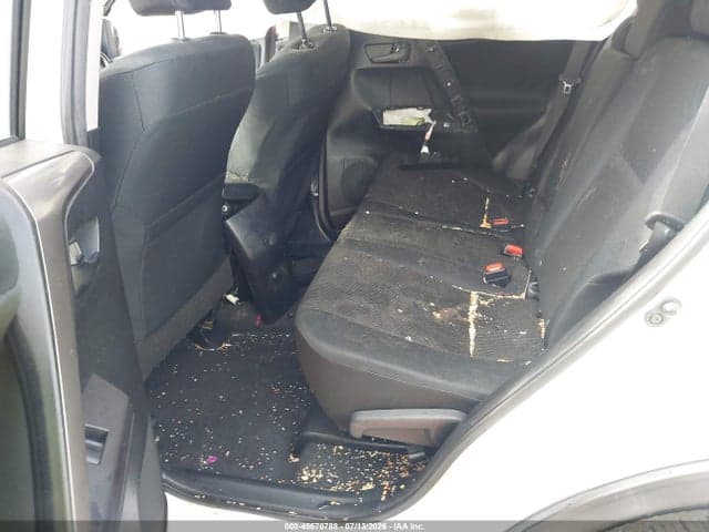 2018 TOYOTA RAV4 LE 8