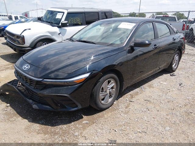 2024 HYUNDAI ELANTRA SE 2