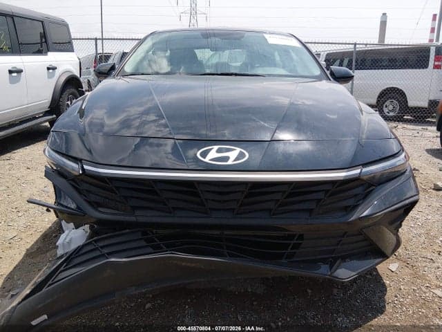2024 HYUNDAI ELANTRA SE 12