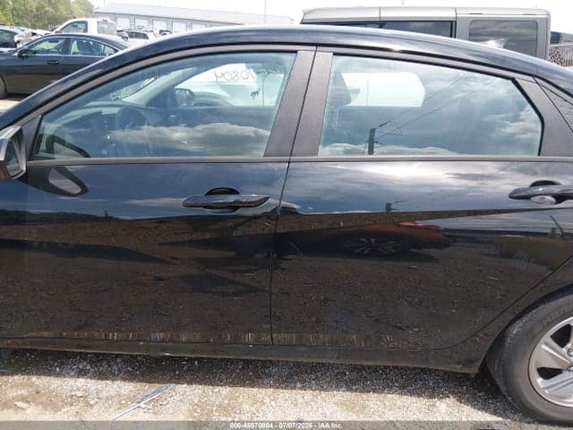 2024 HYUNDAI ELANTRA SE 14