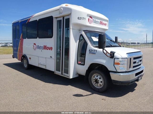 2018 FORD E-450 CUTAWAY 1