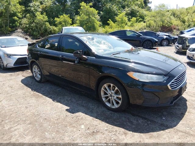 2019 FORD FUSION SE 1