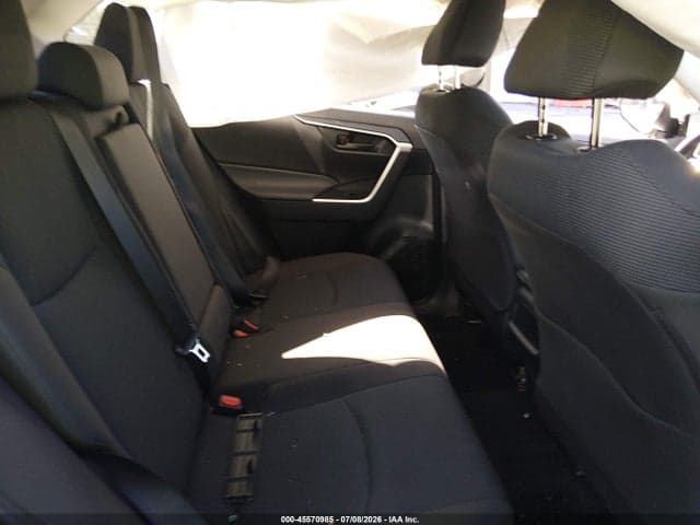 2021 TOYOTA RAV4 LE 8
