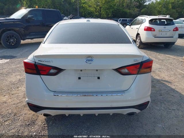 2022 NISSAN ALTIMA SL FWD 16