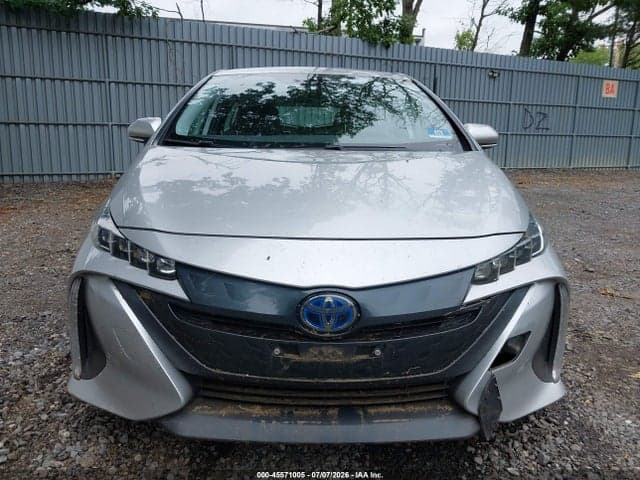 2020 TOYOTA PRIUS PRIME LE 6