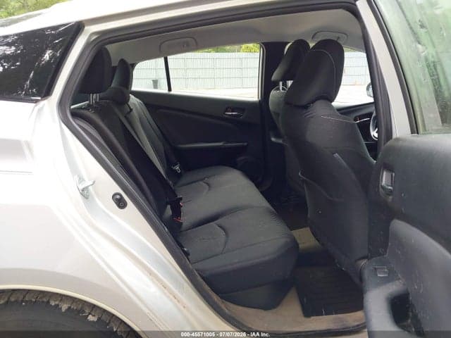 2020 TOYOTA PRIUS PRIME LE 8