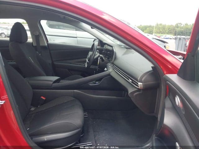 2023 HYUNDAI ELANTRA SEL 5