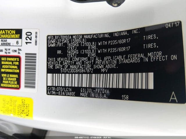 2017 TOYOTA SIENNA XLE PREMIUM 8 PASSENGER 9