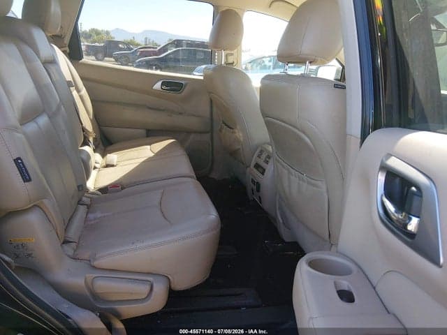 2019 NISSAN PATHFINDER SL 8