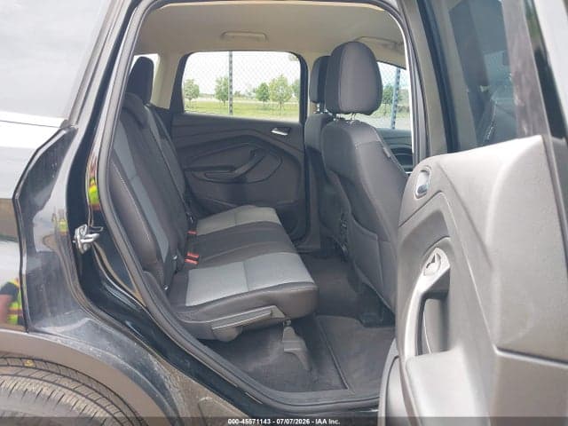 2017 FORD ESCAPE SE 8