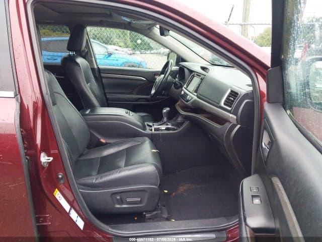 2017 TOYOTA HIGHLANDER LIMITED 5