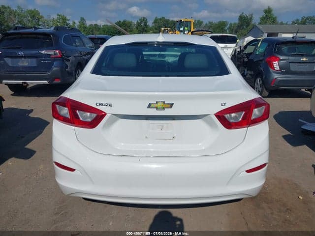 2017 CHEVROLET CRUZE LT AUTO 17