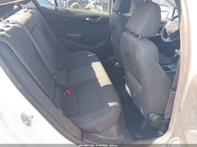2017 CHEVROLET CRUZE LT AUTO 8