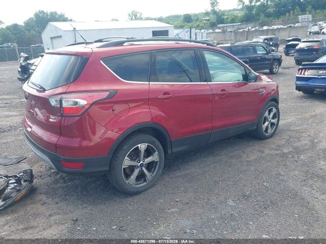 2017 FORD ESCAPE SE 4