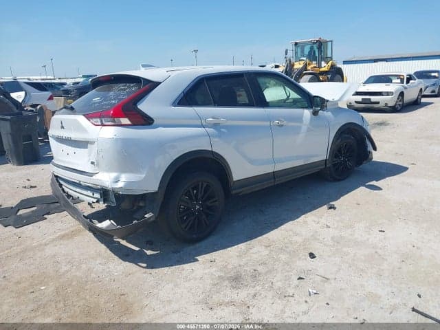 2024 MITSUBISHI ECLIPSE CROSS 4
