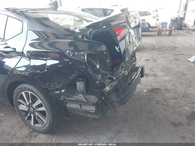 2020 NISSAN VERSA SV XTRONIC CVT 6