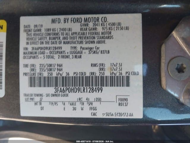 2020 FORD FUSION SE 9