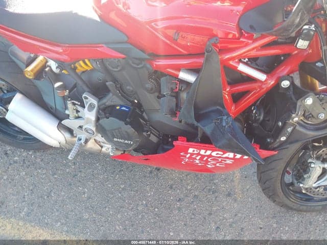 2023 DUCATI SUPERSPORT 8