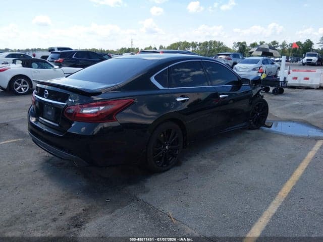 2017 NISSAN ALTIMA 2.5 SR 4