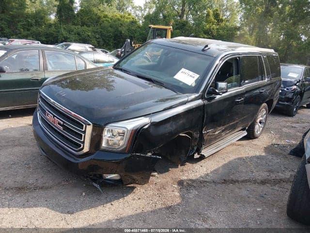 2017 GMC YUKON SLE 2