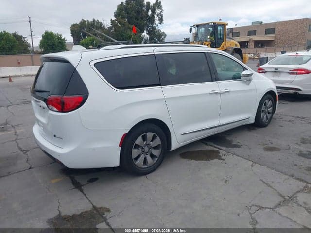 2018 CHRYSLER PACIFICA HYBRID LIMITED 4