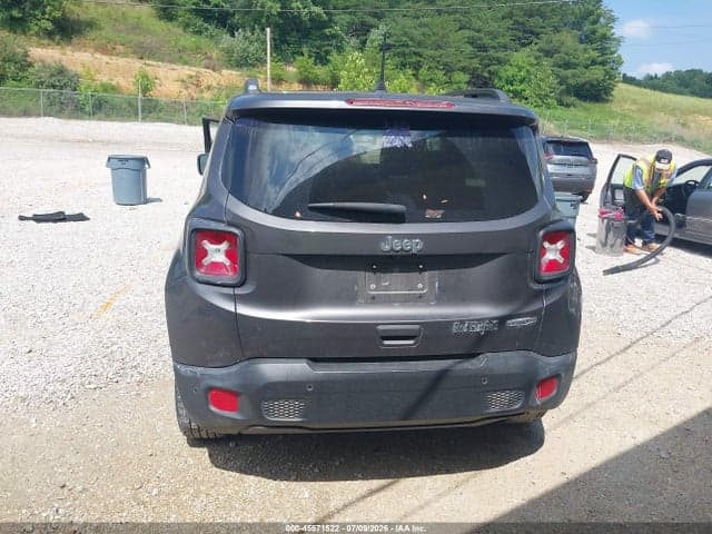 2018 JEEP RENEGADE LATITUDE FWD 16