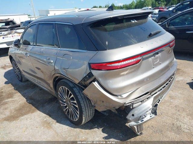 2020 LINCOLN CORSAIR RESERVE 3