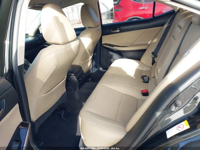 2017 LEXUS IS 200T 8