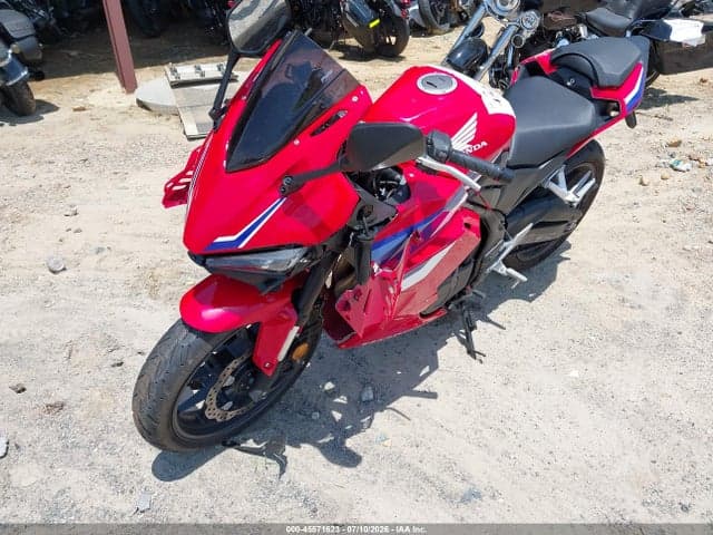 2025 HONDA CBR500 RA 2