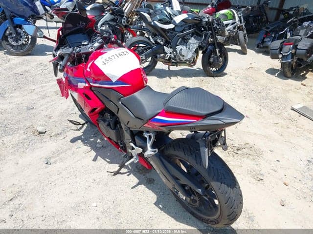 2025 HONDA CBR500 RA 3