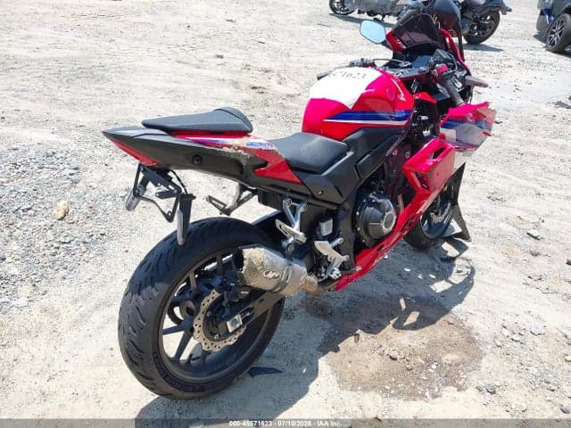 2025 HONDA CBR500 RA 4