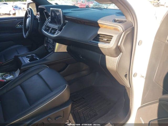 2024 CHEVROLET TAHOE 4WD PREMIER 5