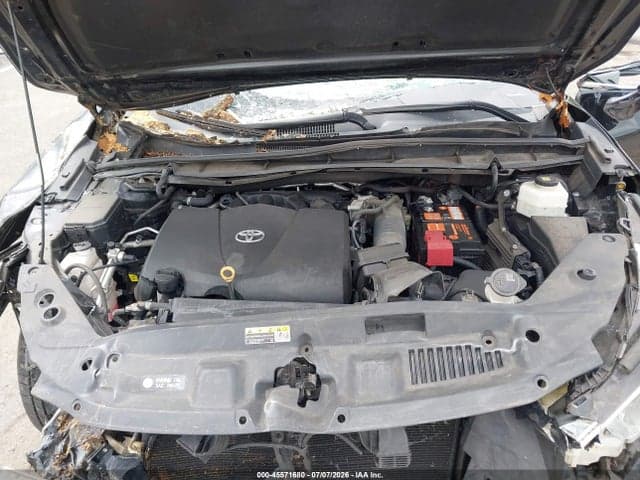 2021 TOYOTA HIGHLANDER XLE 10
