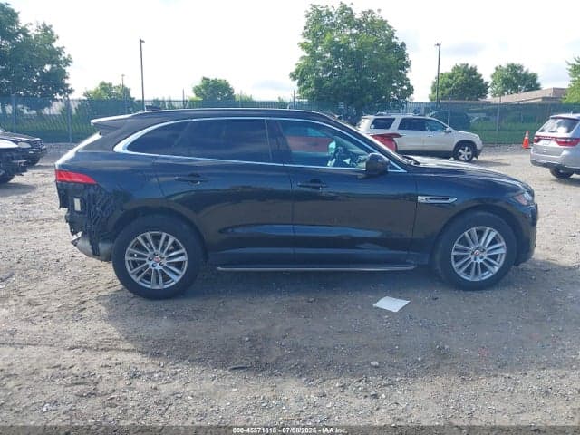 2018 JAGUAR F-PACE 25T PRESTIGE 14