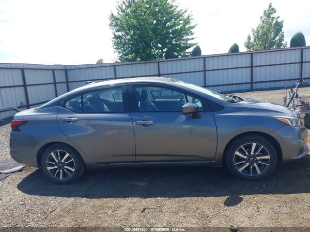 2021 NISSAN VERSA SV XTRONIC CVT 13