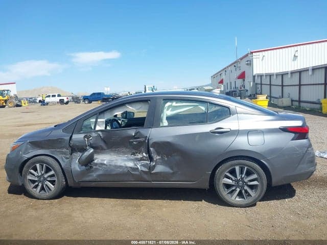 2021 NISSAN VERSA SV XTRONIC CVT 14