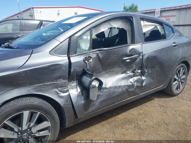 2021 NISSAN VERSA SV XTRONIC CVT 6