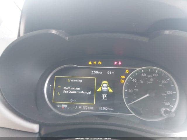 2021 NISSAN VERSA SV XTRONIC CVT 7