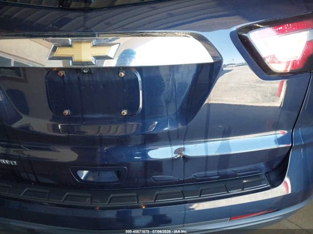 2017 CHEVROLET TRAVERSE LS 6