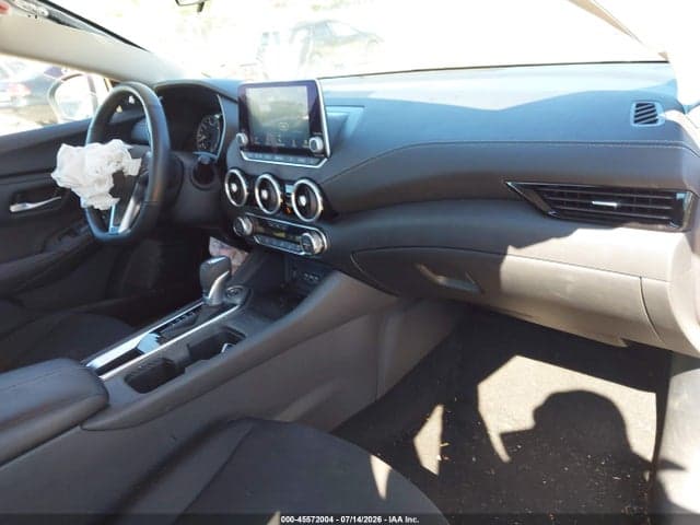2025 NISSAN SENTRA SV 5