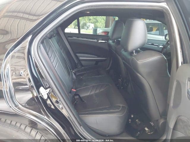 2023 CHRYSLER 300 300C 8