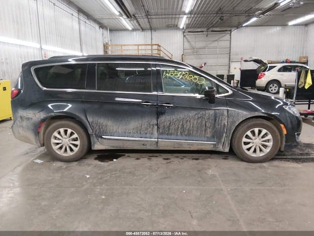 2017 CHRYSLER PACIFICA TOURING-L 14