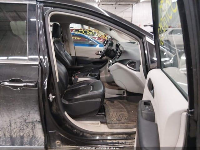 2017 CHRYSLER PACIFICA TOURING-L 5