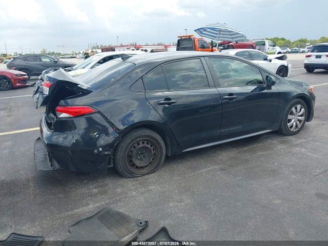 2020 TOYOTA COROLLA LE 4