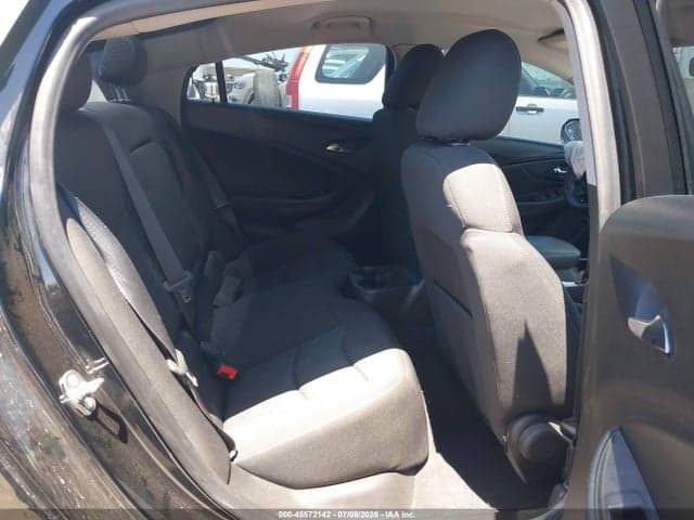 2018 CHEVROLET VOLT LT 8