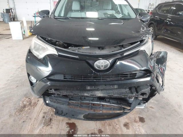 2017 TOYOTA RAV4 XLE 12