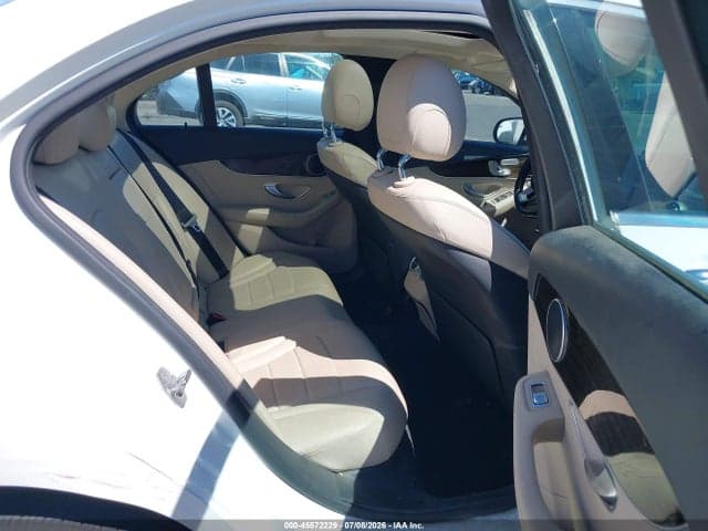 2017 MERCEDES-BENZ C 300 4MATIC 8