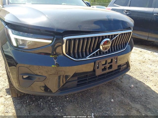 2023 VOLVO XC40 B5 PLUS BRIGHT THEME 6